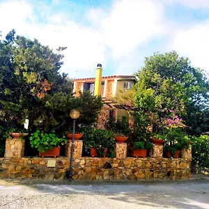 Casa vacanze Milena Villasimius, Ampio Giardino A 300 M Dal Mare, Villasimius